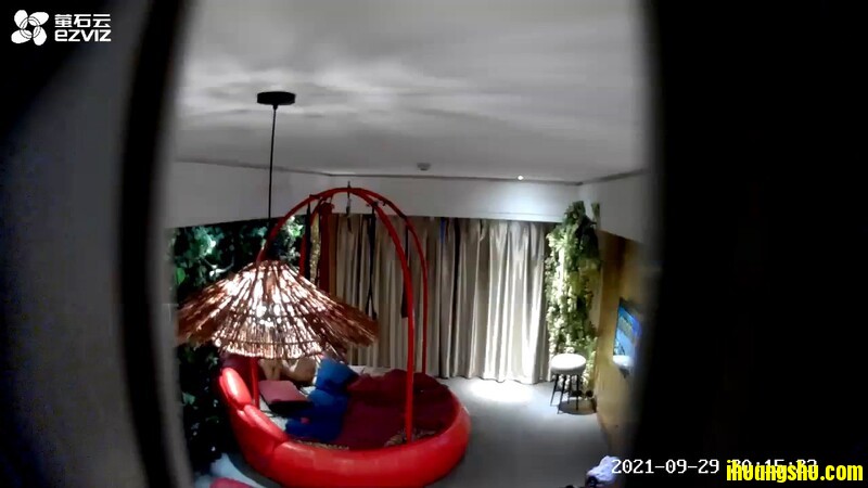清純甜美小學妹，主打的就是聽話，【粥粥吃不飽】，大哥專屬定制，讓[MP4/536MB/wf]
