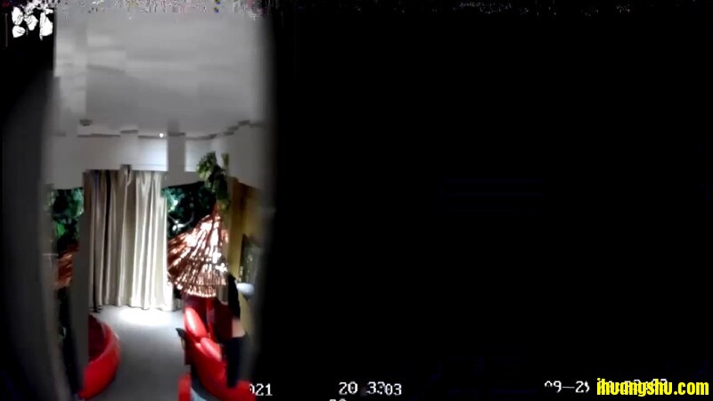 清純甜美小學妹，主打的就是聽話，【粥粥吃不飽】，大哥專屬定制，讓[MP4/536MB/wf]