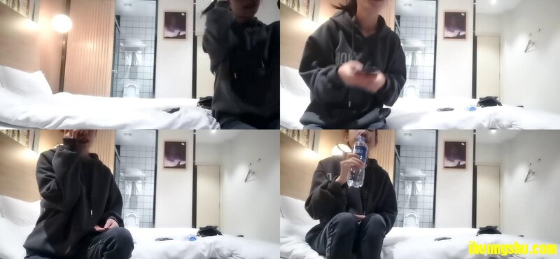 妹妹是个小淫虫全程露脸情趣装诱惑道具抽插骚穴自慰呻吟让小哥[MP4/682MB/windfiles]