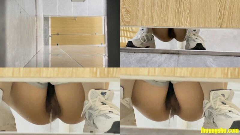 路边公厕偷拍美女嘘嘘被其中一位眼尖的少妇发现了[MP4/337MB/windfiles]