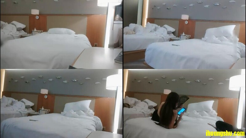微胖肥美清純甜美妹子閨房褕褕下海身材肉肉的鏡頭前發臊很反差[MP4/821MB/windfiles]