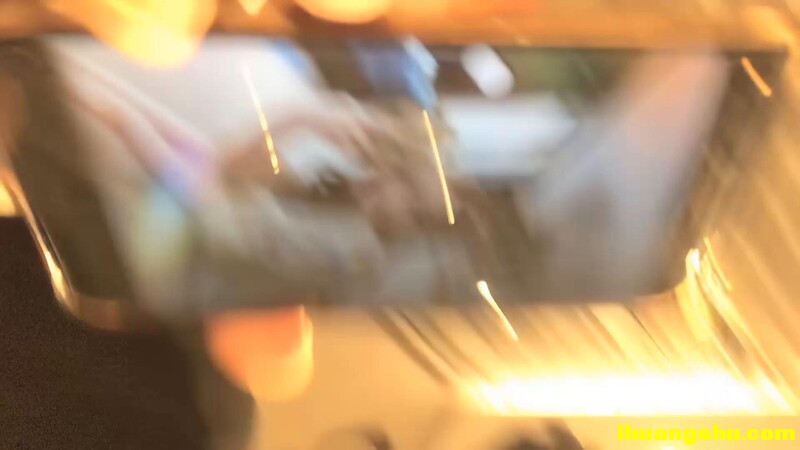 师徒4P极品外围小姐姐，粉嫩漂亮同床竞技劲爆，从选人到下播，[MP4/1350MB/kat]