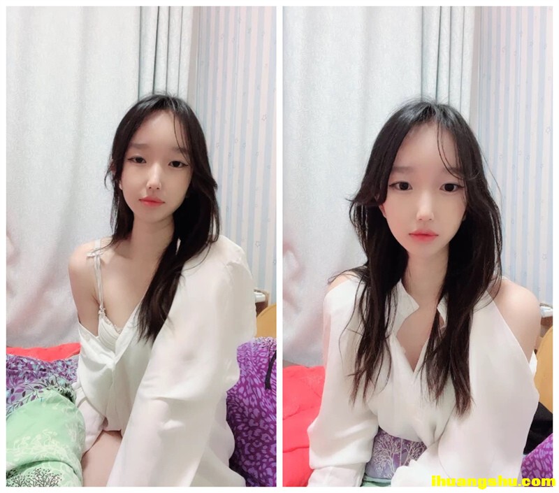 小虎牙清纯乖巧19学生妹 ，新到的情趣套装 ，开档内裤掰开粉穴 ，两根手指猛扣[419.20MB/MP4