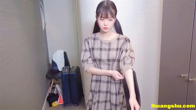 清纯学生嫩妹子，苗条身材掰开小穴特写自慰呻吟[2.49GB/MP4/WF]