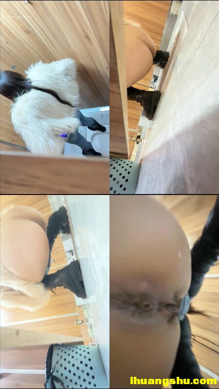 长相清纯的戴眼镜在培训室学习考研抄底她拉屎尿尿的小嫩逼看着[MP4/130MB/windfiles]