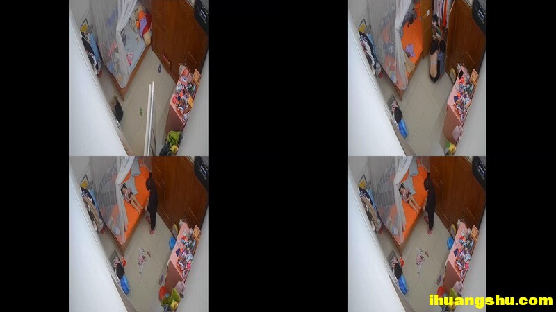 夜总会KTV女厕偷拍珍珠鞋美女尿尿射出小水柱[MP4/237MB/windfiles]