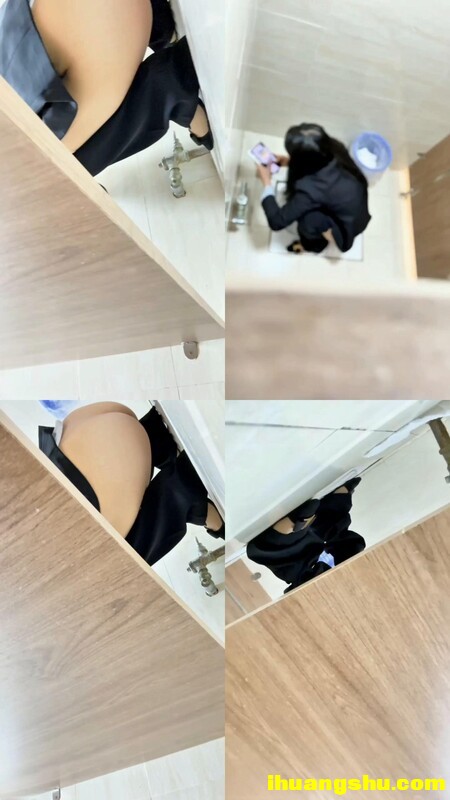 精品廁拍頂級顏值馬尾辮靚妹尿出的水珠真粗經血與尿一起噴出1[MP4/95MB/windfiles]
